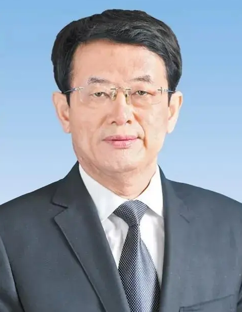 案例:贪腐风暴再起!雷正西涉嫌放贷300亿,退休后仍遭调查