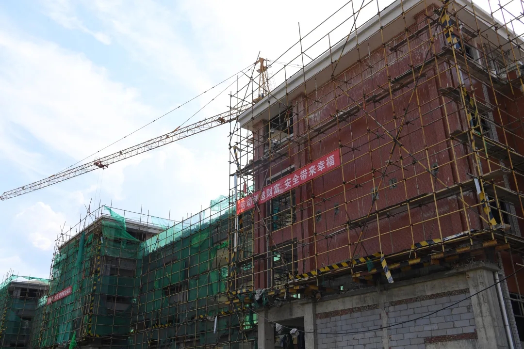南充嘉陵南湖小学预计8月下旬交付