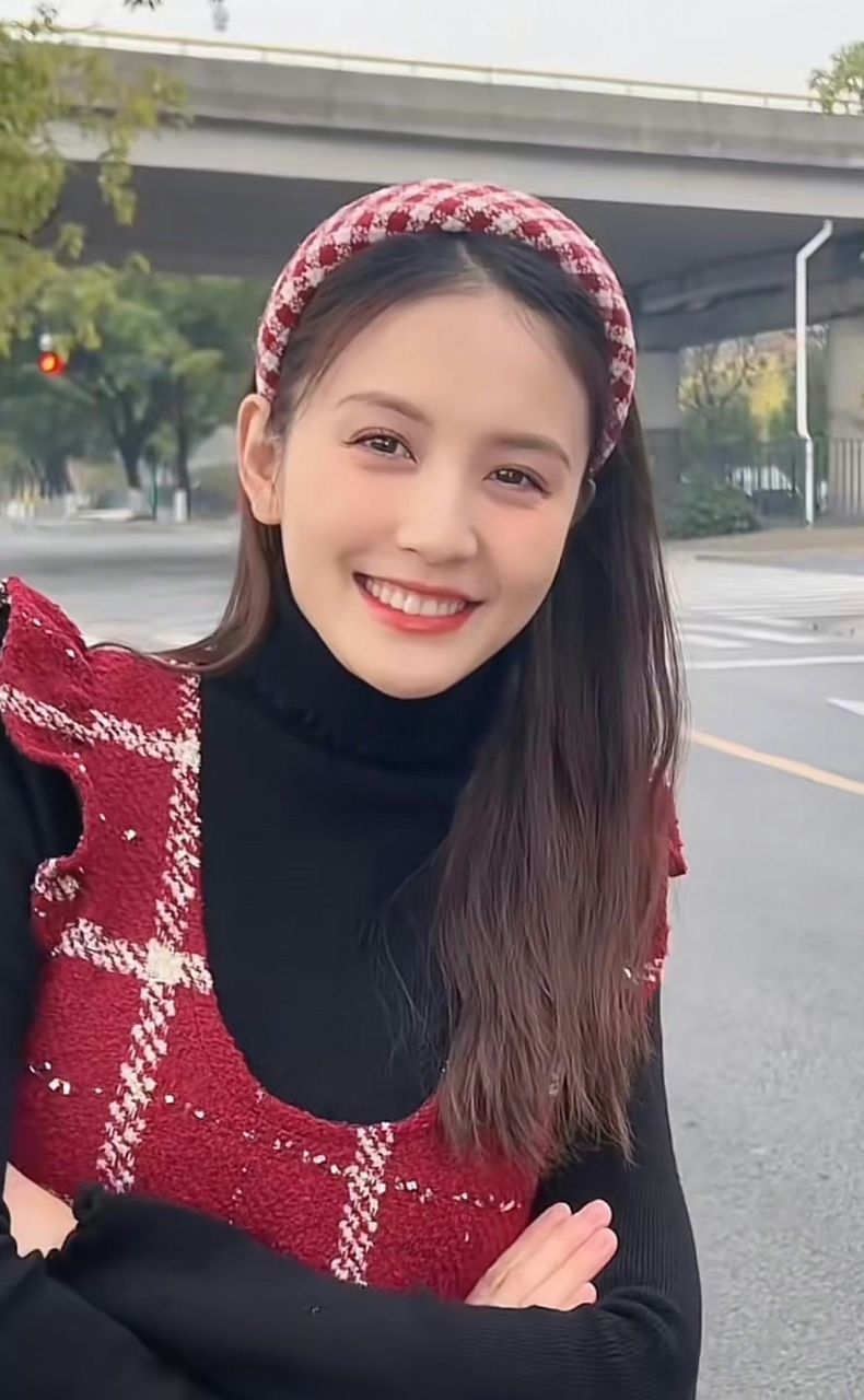 网红甜仇可以算是最美孕妇!