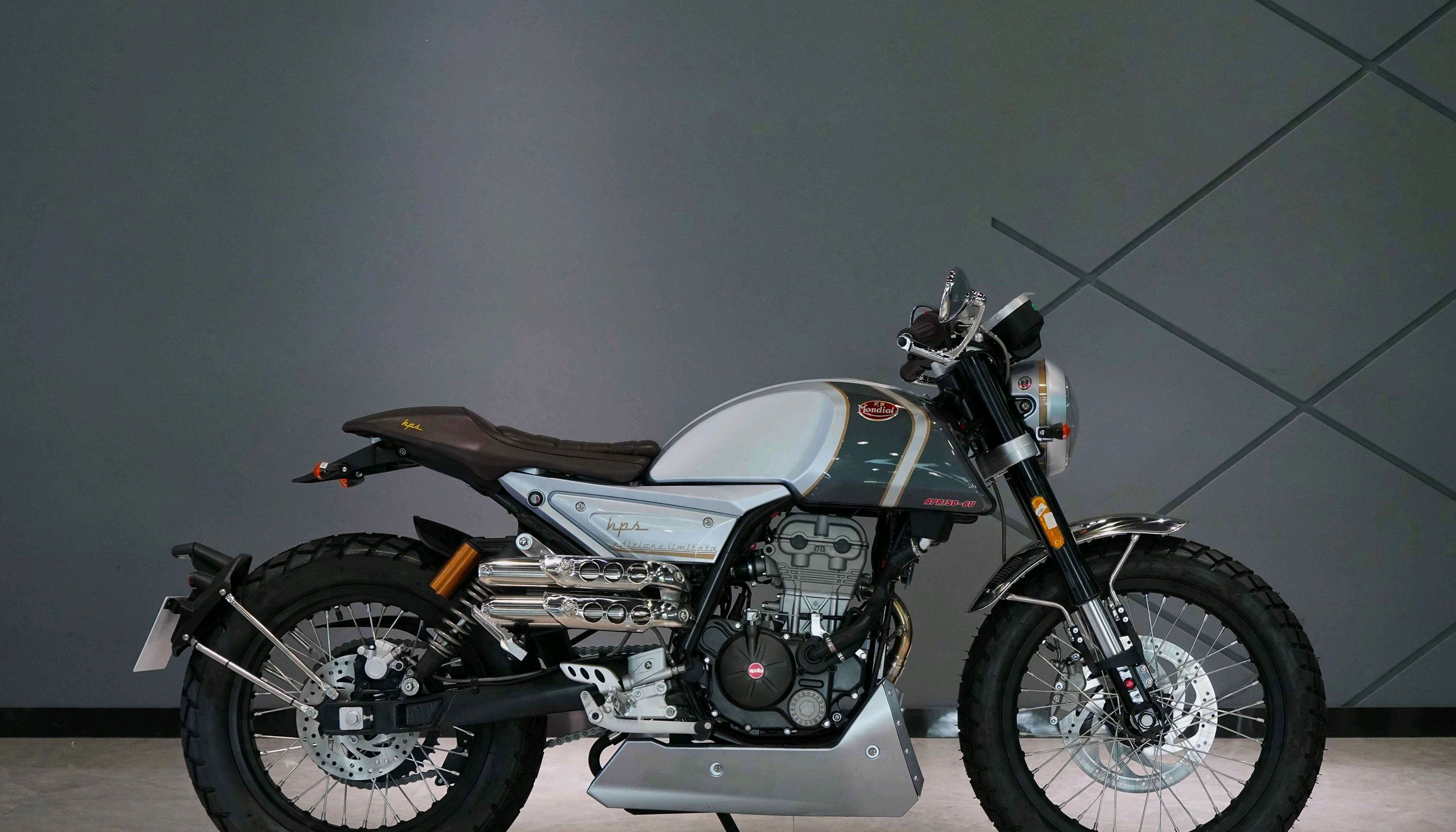 设计精巧,外观霸气的复古机车:宗申阿普利亚 cr150