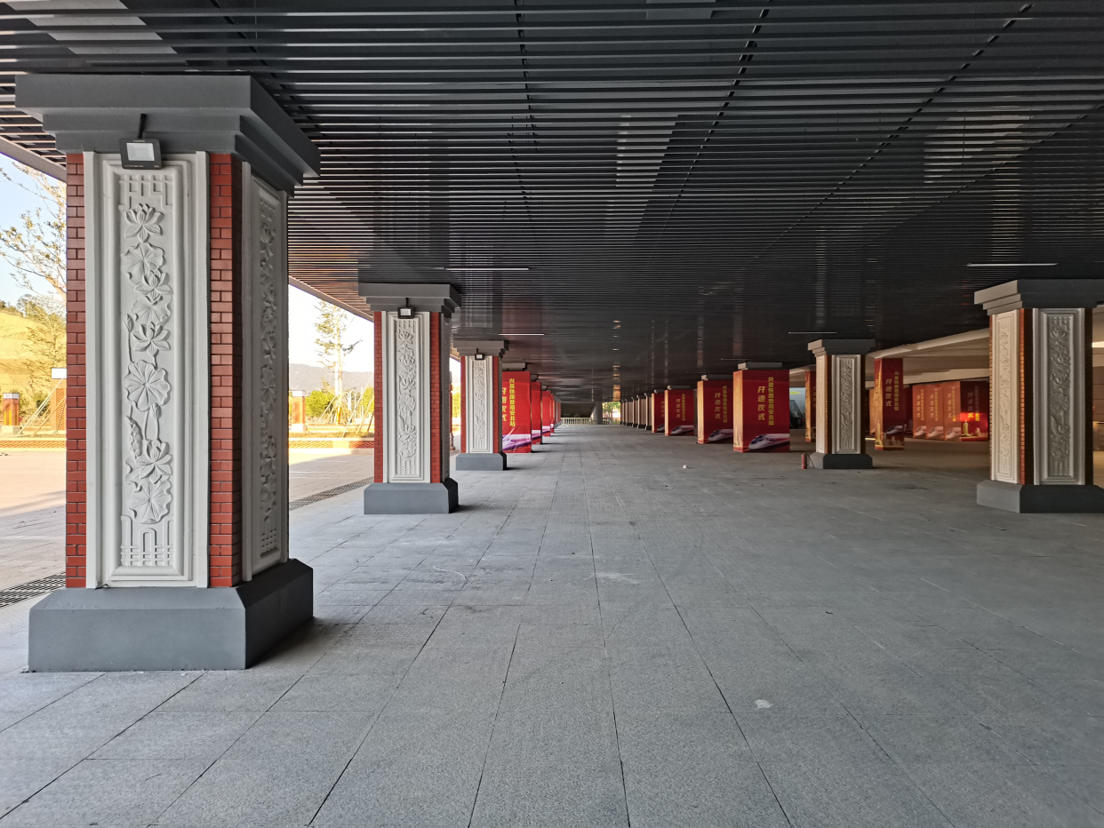 探访南安动车站