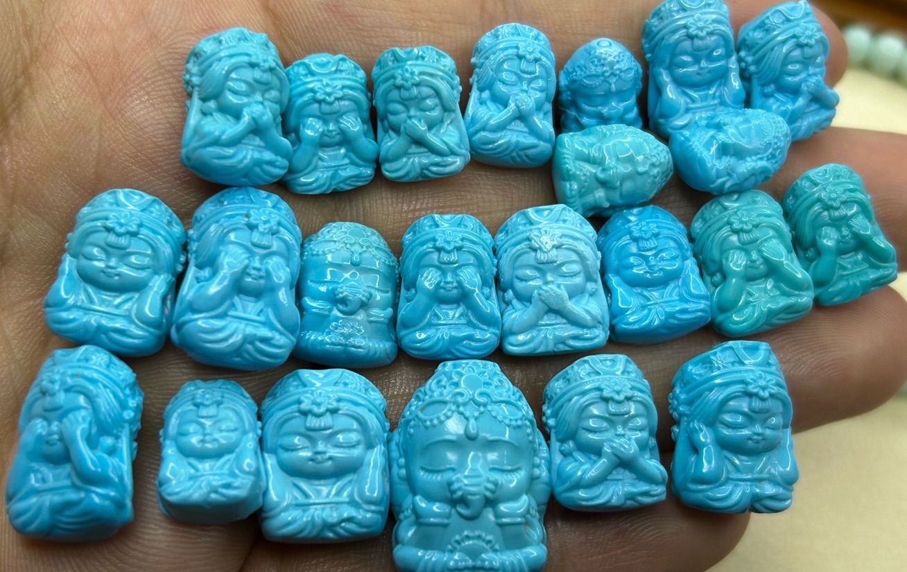 云盖寺高瓷高蓝绿松石雕件吊坠