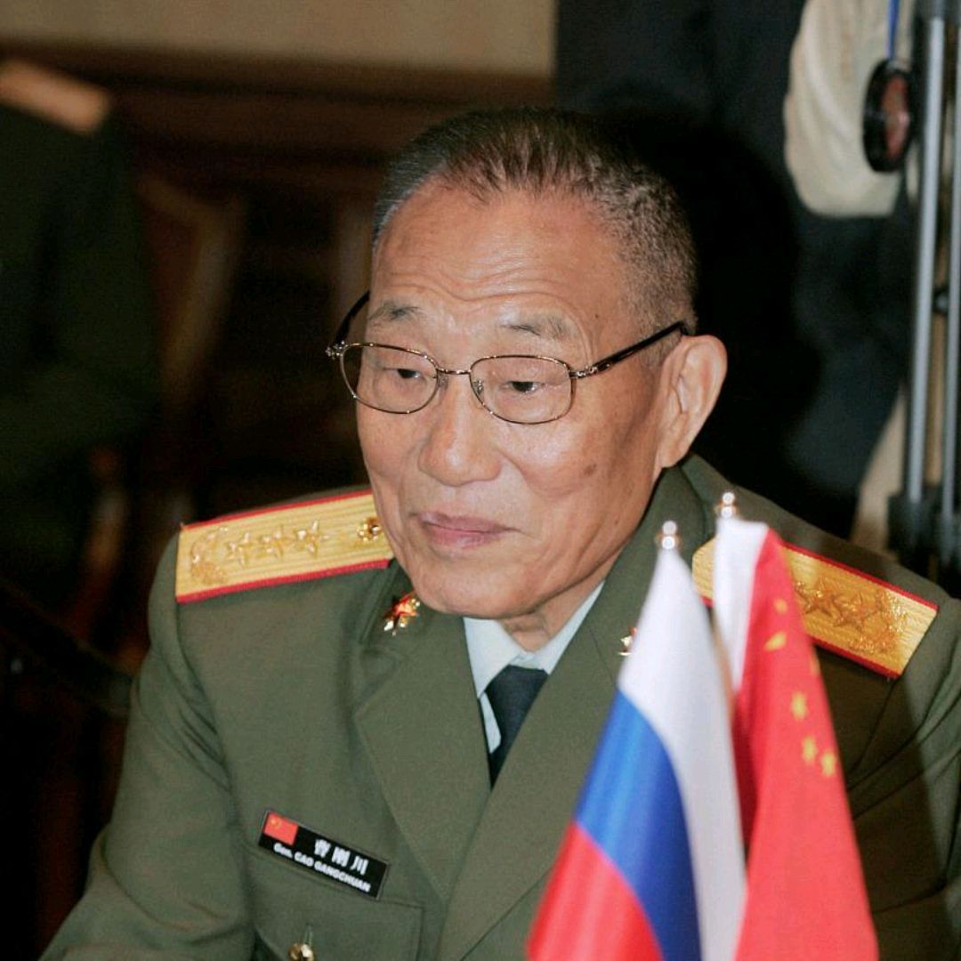 1992年何其宗离开总参谋部后,去了南京军区,谁接替了他的岗位?