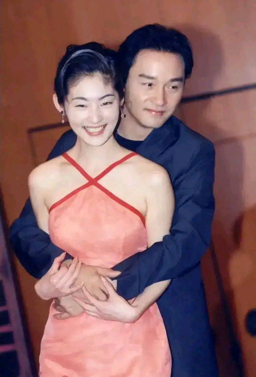 张国荣和各大女星的合照,每一张都是经典 那个时候的女星真的看起来好