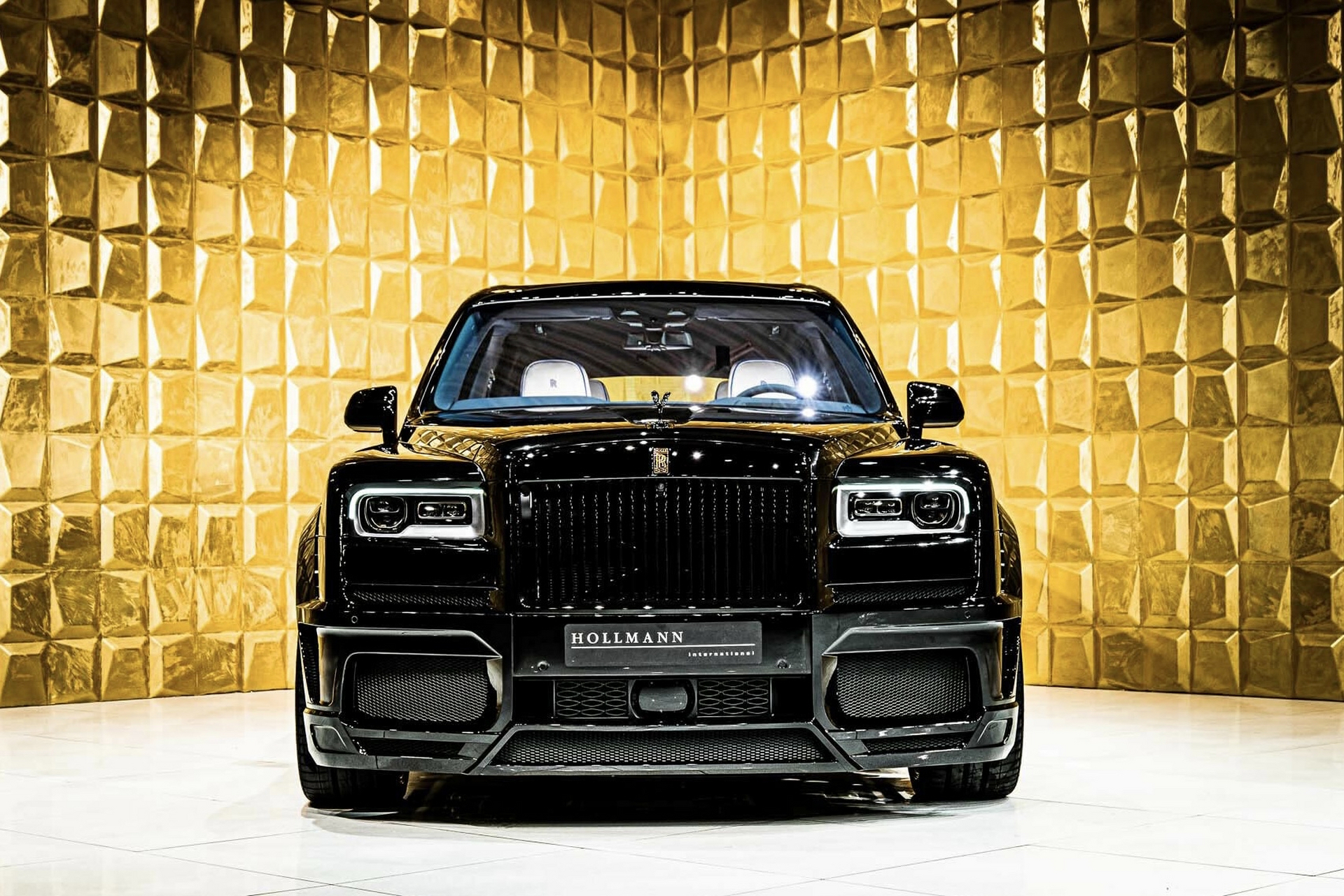 防弹劳斯莱斯库里南迈莎锐平行进口