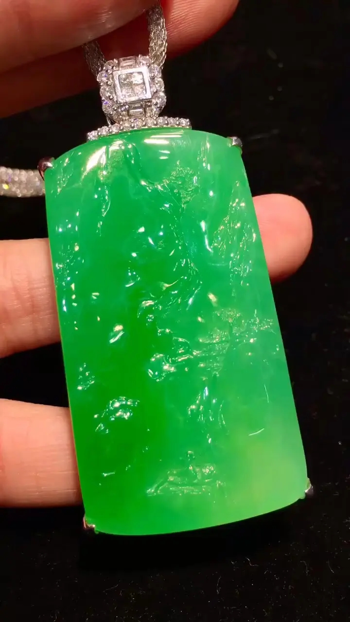 翡翠的绿色等级划分,你知道多少?