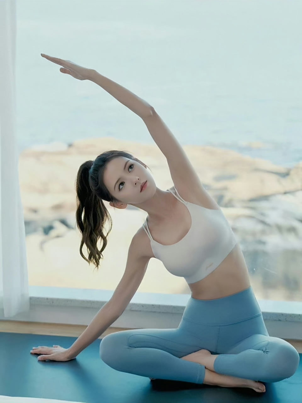 张予曦海边瑜伽照合集,肥美诱人[色]#张予曦# #瑜伽美女# #性感好身材