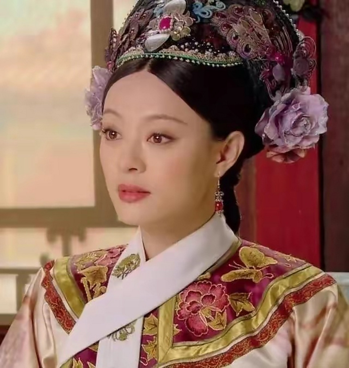 解析《甄嬛传》: 玉娆知不知道甄嬛双生子的真实身份?