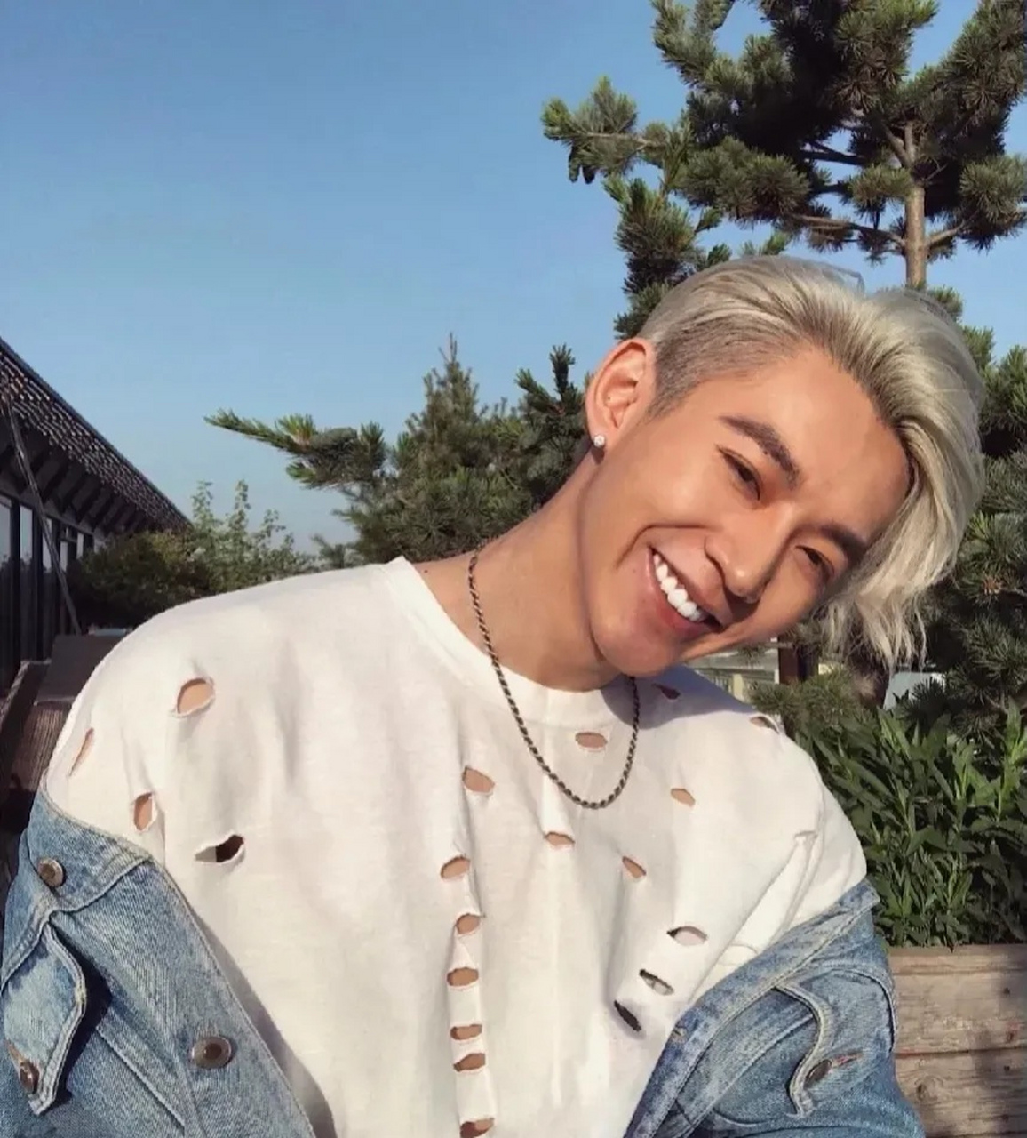 其他明星出道:从土土的变得越来越潮.