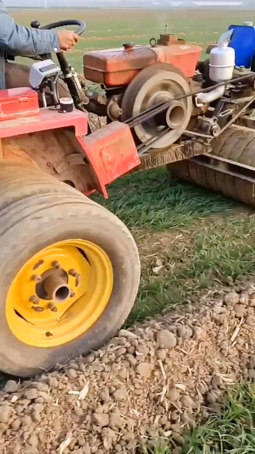 拖拉机改装麦田压地机