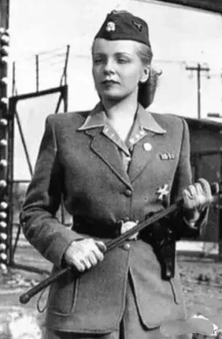 多行不义必自毙!