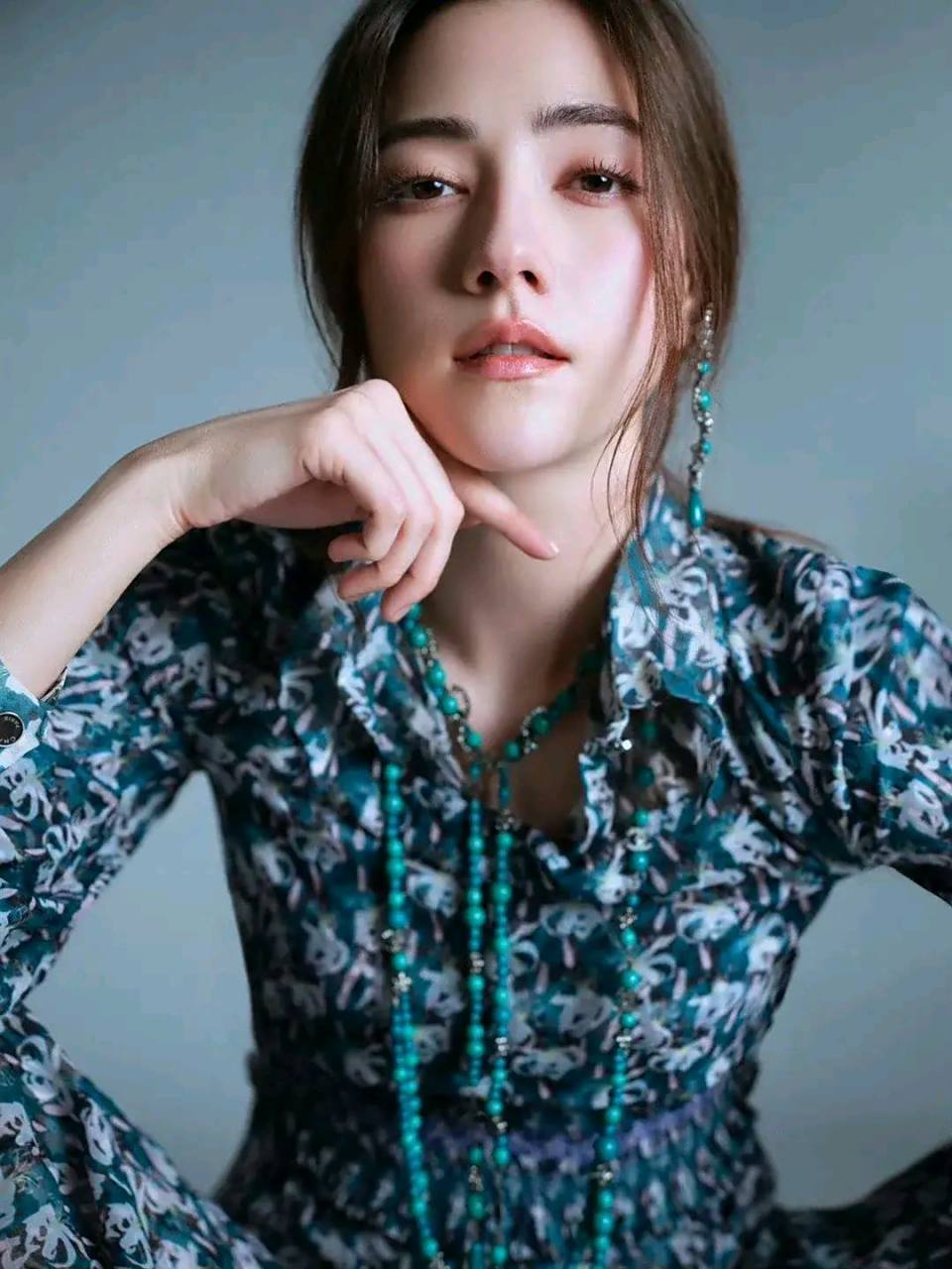 娜然,俄罗斯女演员,模特,1997年4月1日出生于俄罗斯布里亚特共和国