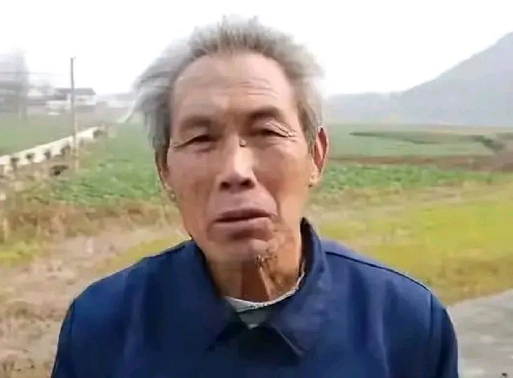 照片中的这个人是张扣扣的父亲,张福如.