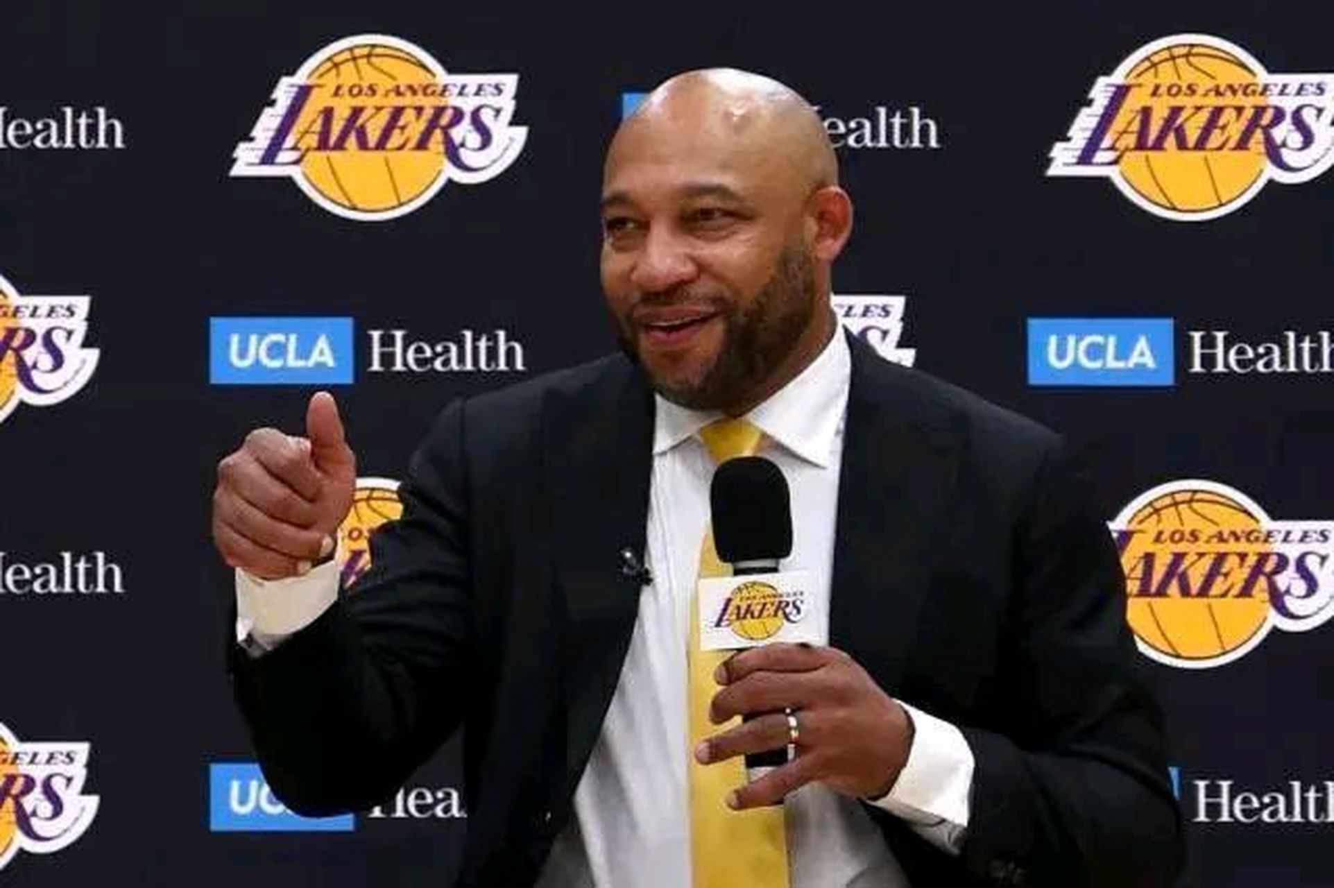 湖人主教练哈姆,坐拥7位锋线高手,从没打过这么富裕的仗,你期不期待?