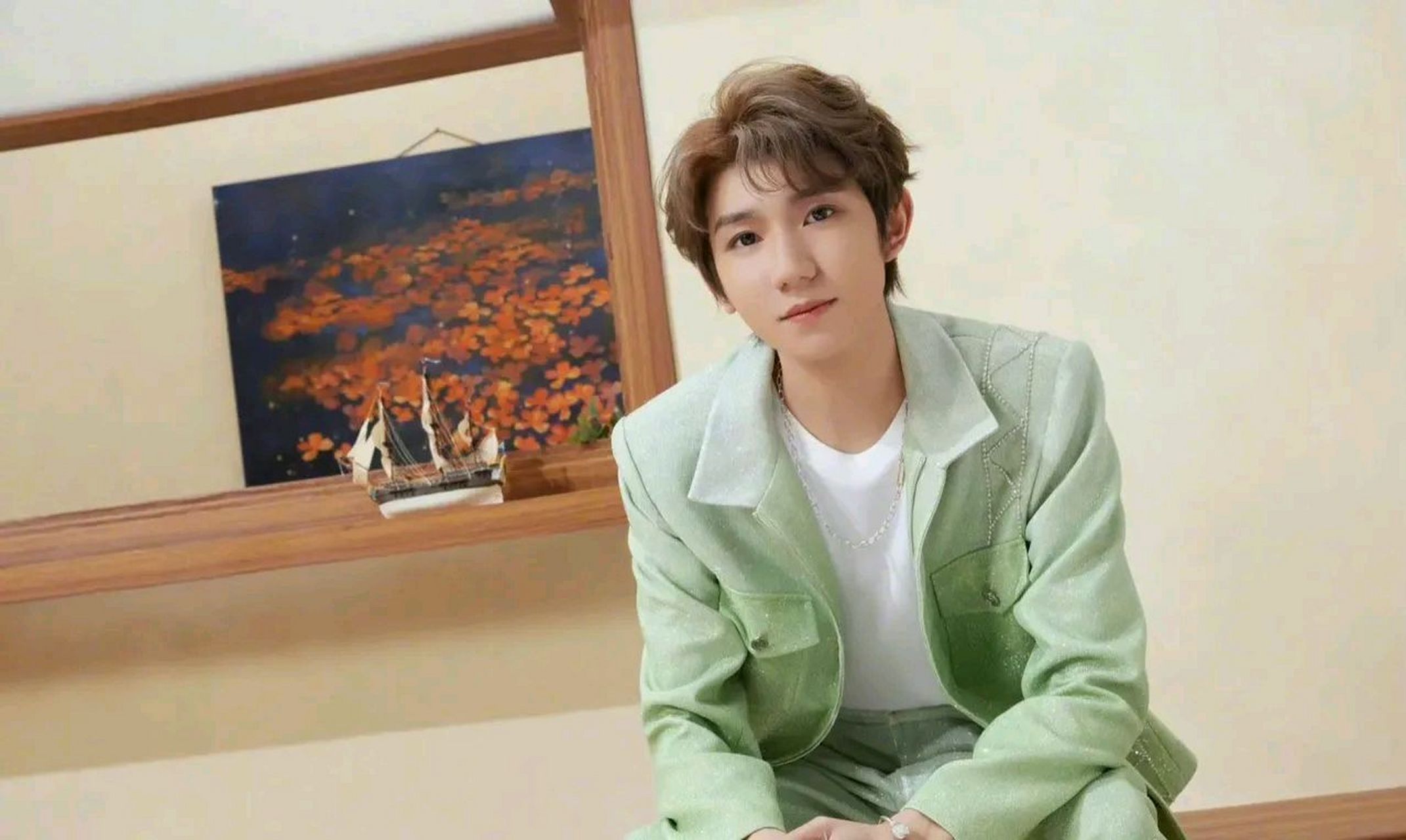 随着tfboys十周年演唱会的结束,明天开始,王俊凯,王源,易烊千玺这三人