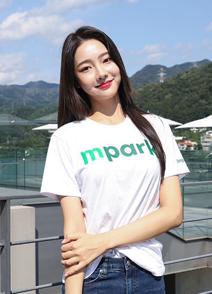 网友评价2020年韩国选美冠军金慧珍:长相实在一般,不能服众