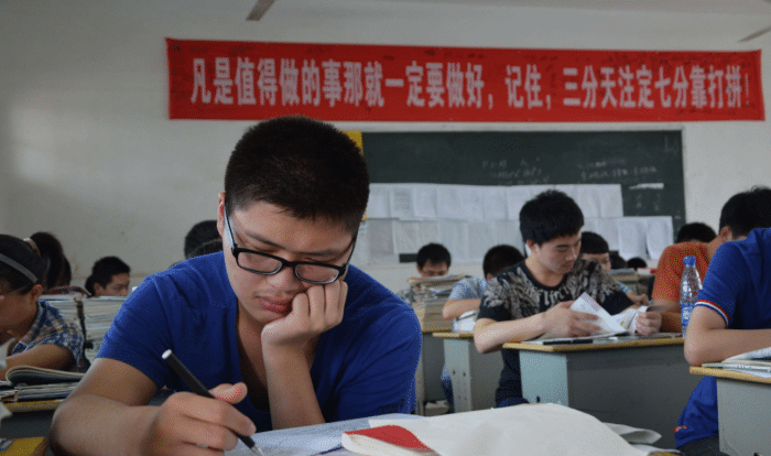 高考最牛"偏科生"杜悦杨,网友:考神附体