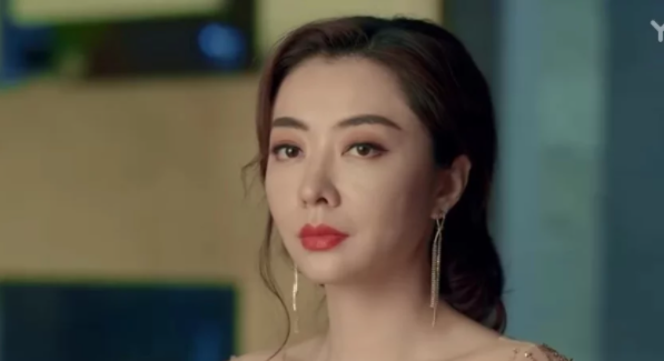 熊黛林上演豪门大戏直言自己当贵妇闲出病在剧中坏得出彩