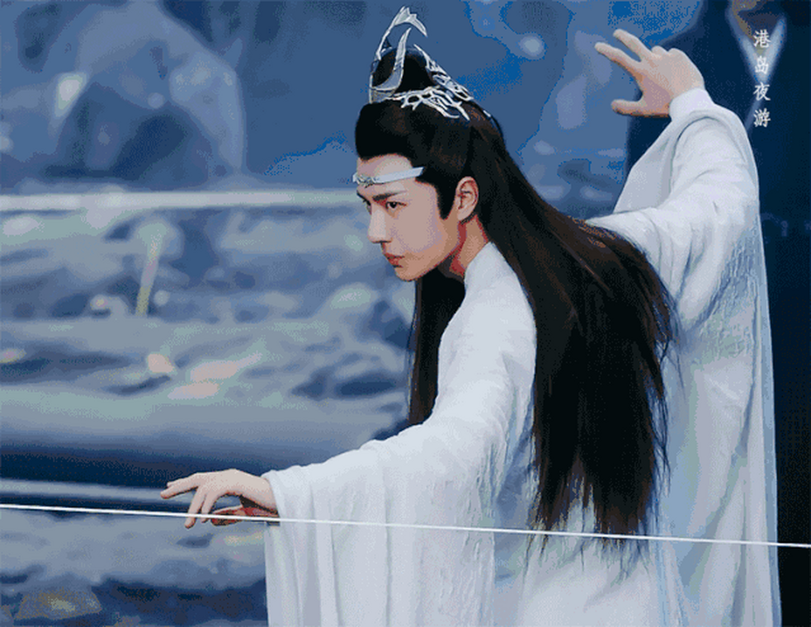 肖战# #王一博# #陈情令# 每到盛夏,是谁耳边就自动播放无羁?[泪奔]