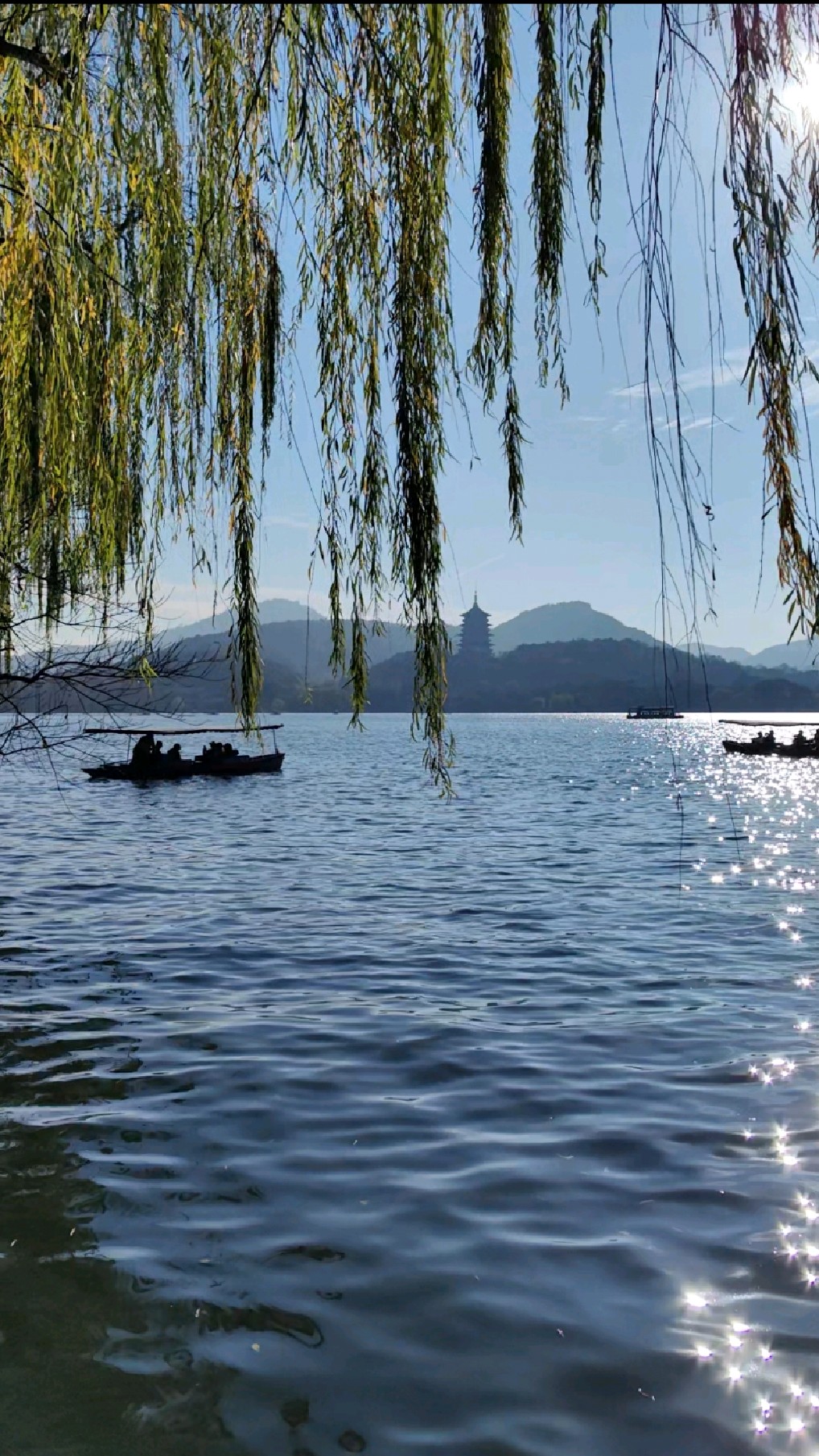 秋冬的西湖有多美,带大家来看看《走进浙江杭州游 西湖1》