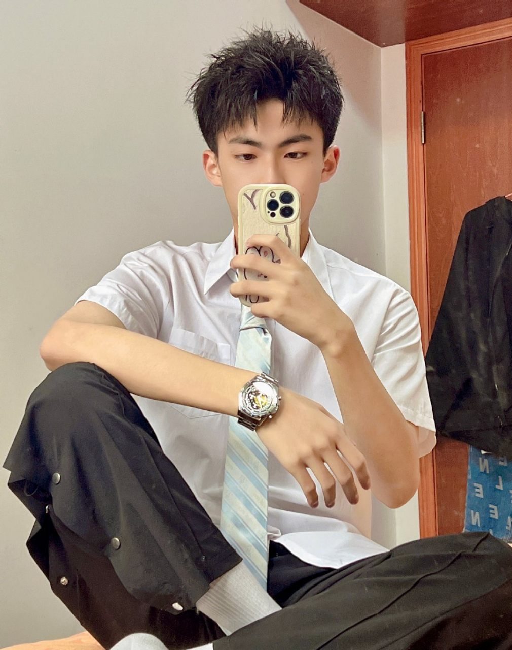 喜欢小奶狗还是小狼狗?#帅哥