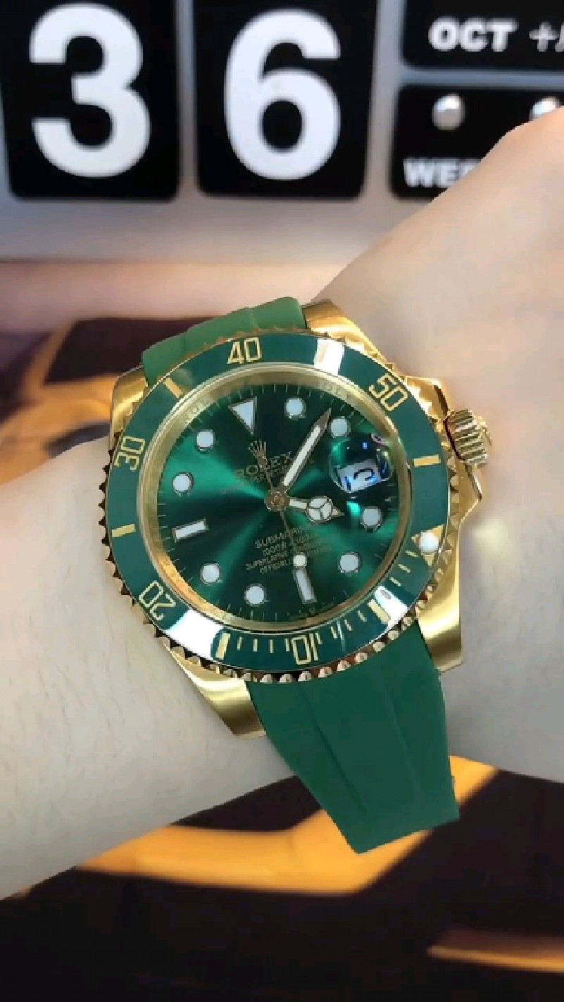 手表#劳力士绿水鬼系列欣赏,绿中带金