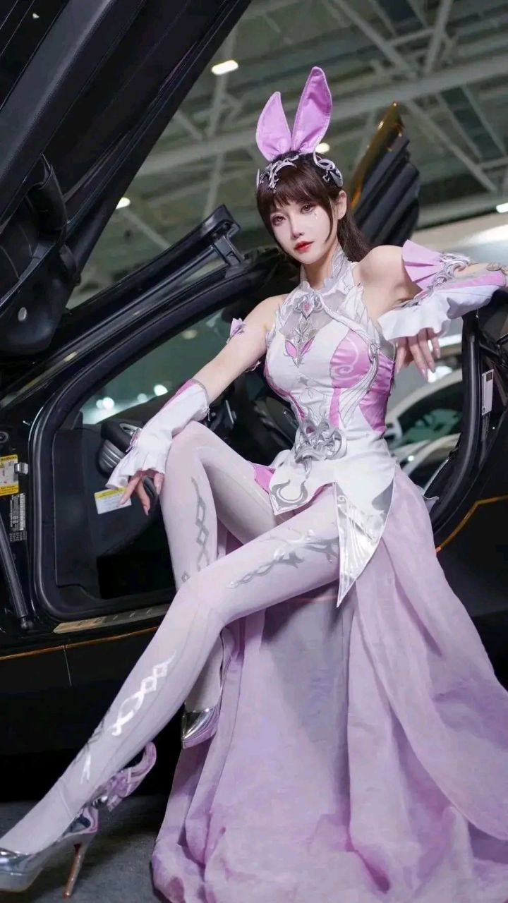 Cosplay小舞美腿图片