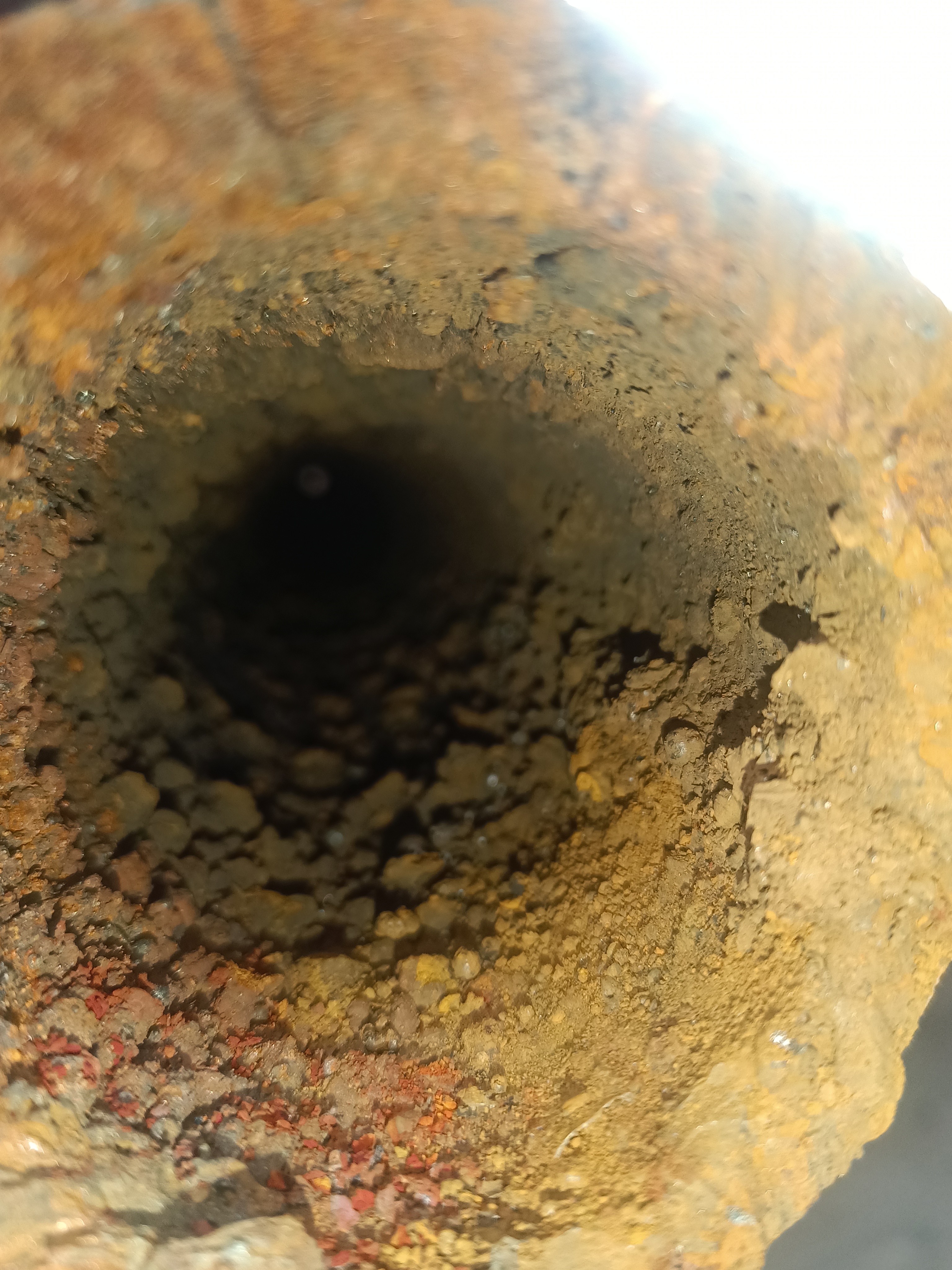 管道清洗,清洗管道内壁的附着物泥沙锈垢等杂质