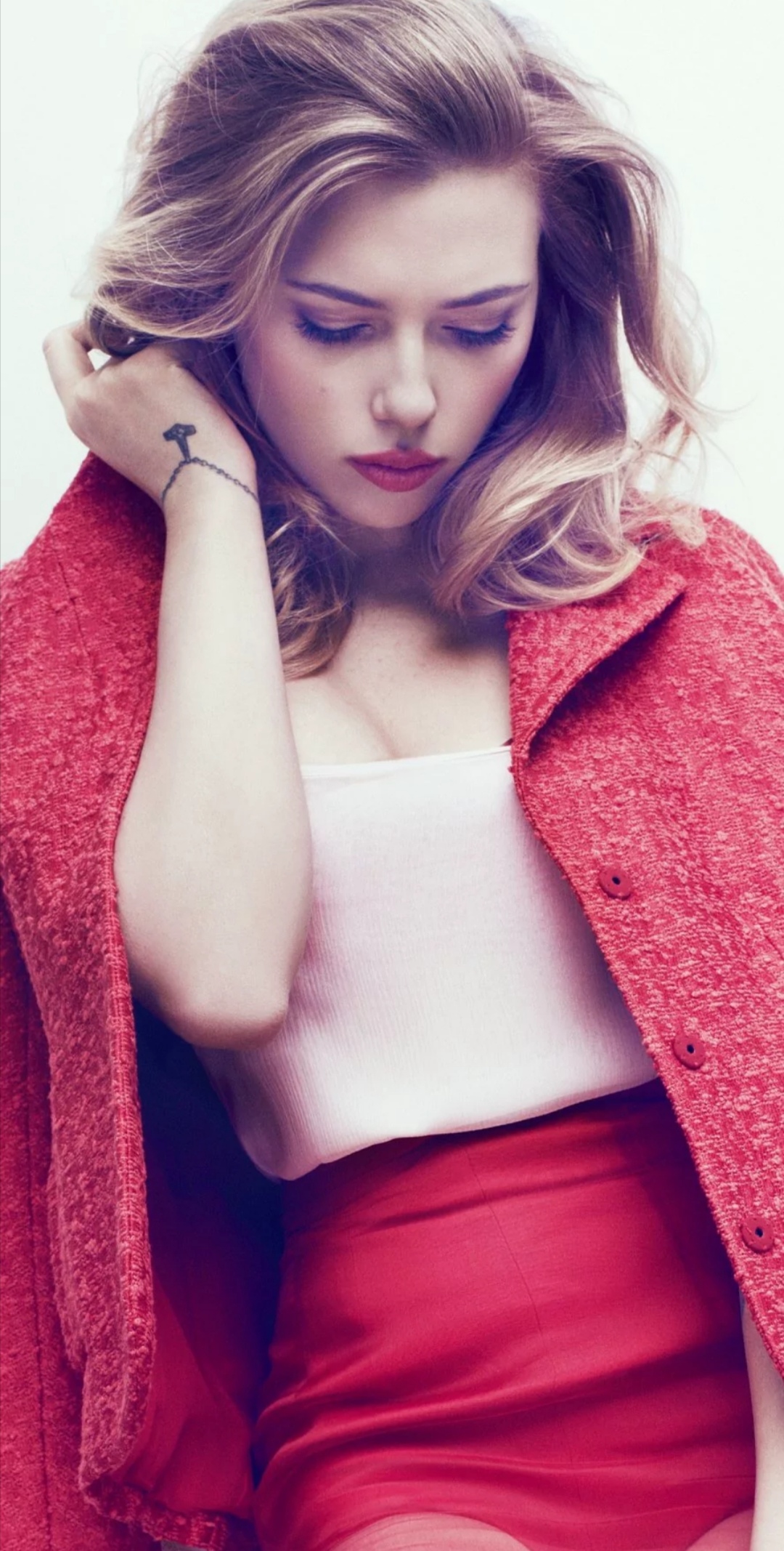 顶级壁纸〕性感的斯嘉丽,永远的寡姐娜塔莎