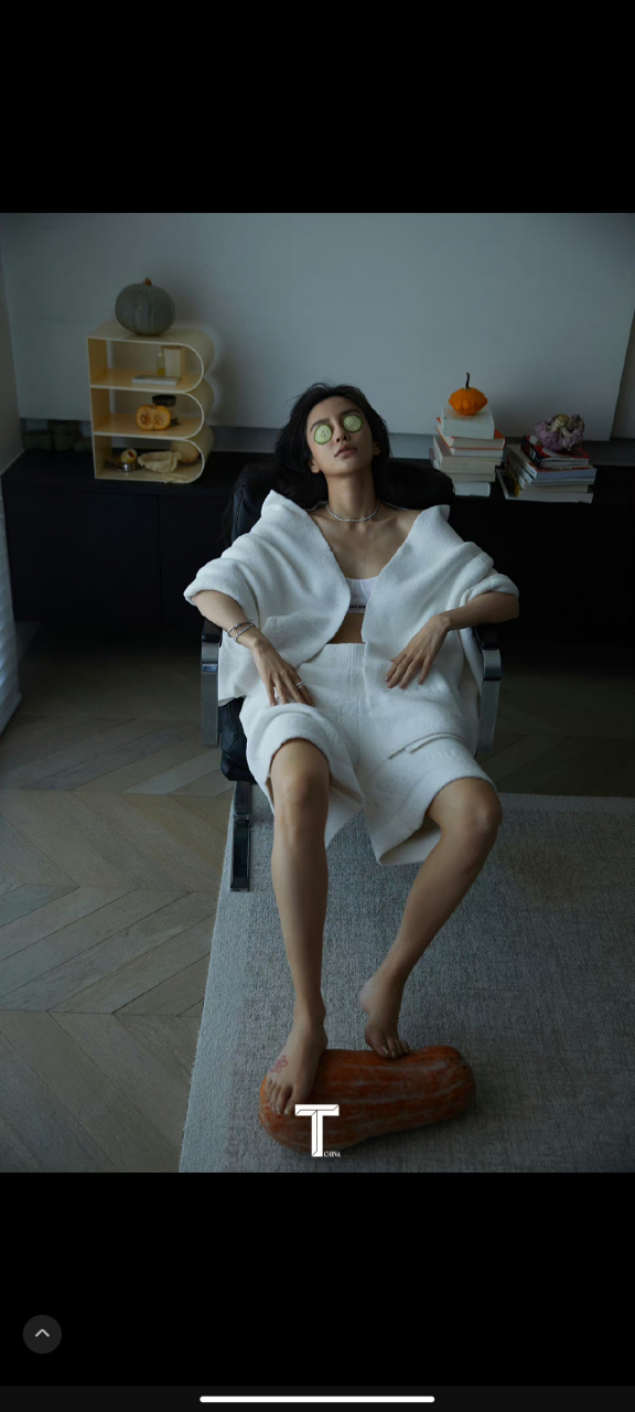 就算脚丫难看,也能踩住大南瓜99