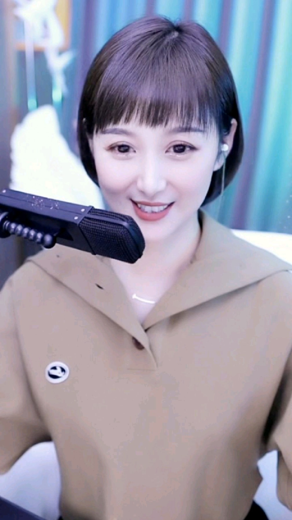 梁红演唱《九九女儿红》非常好听!-度小视