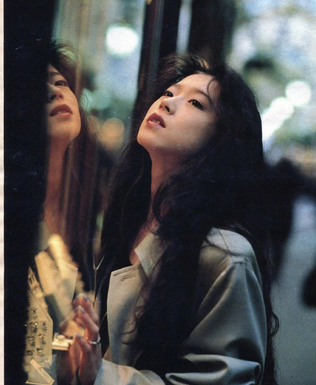 日本"绝代歌姬"中森明菜,"易碎感"气质惹人怜,难怪没人超越