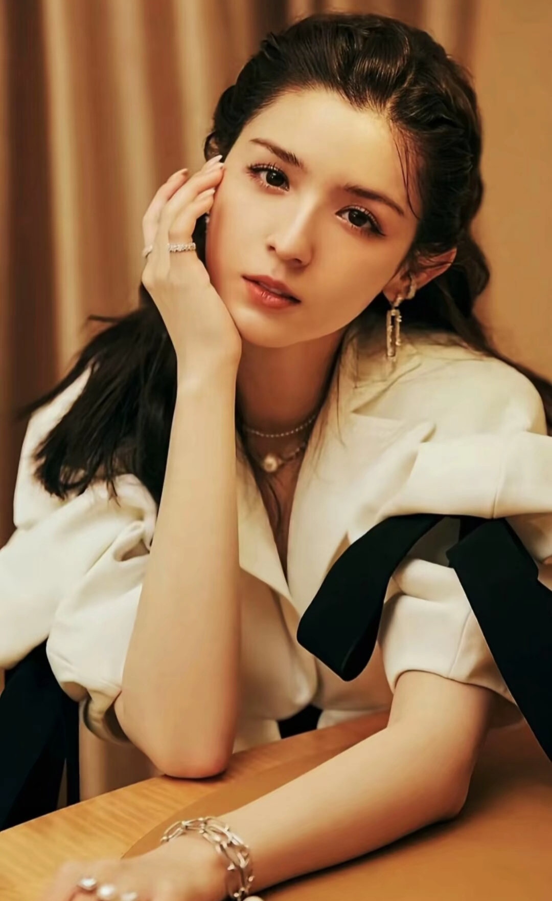 维吾尔族最美舞神哈尼克孜清新脱俗宛如仙女下凡让人过目不忘