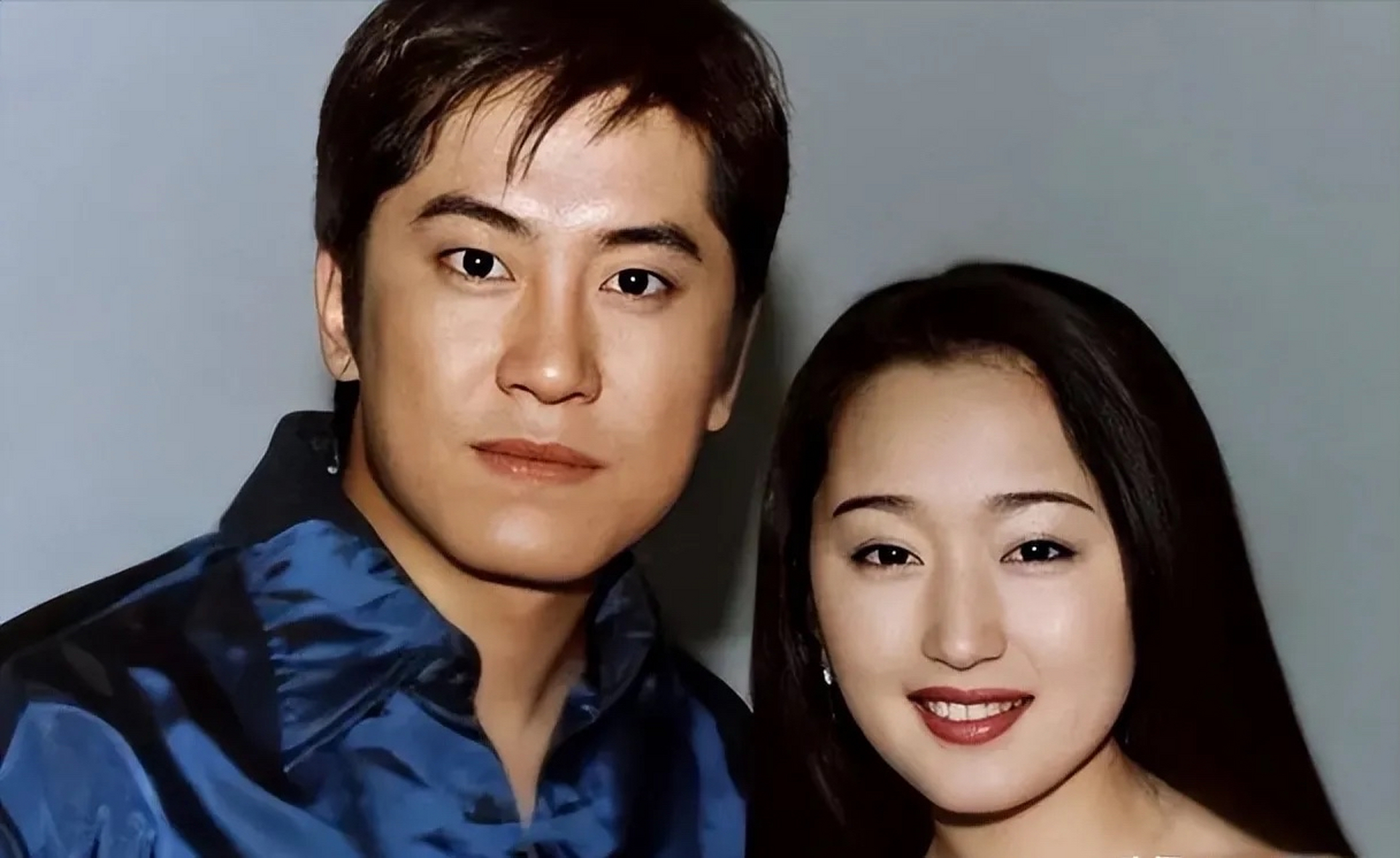 1994年,向华胜花300万请杨钰莹吃一顿烛光晚餐,两人吃得正起劲,突然