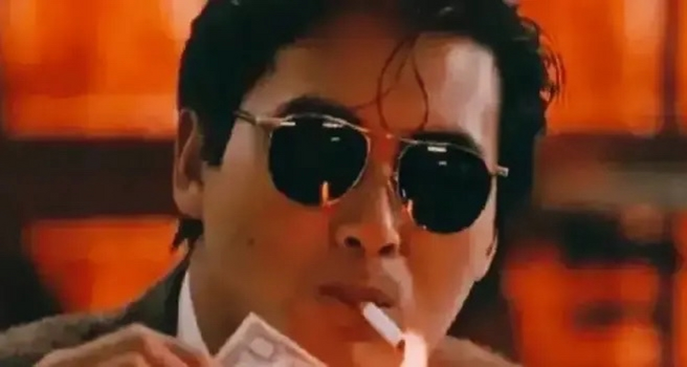 1982年,周润发被陈玉莲甩了之后喝洗洁精自杀,幸好被抢救回来,后来