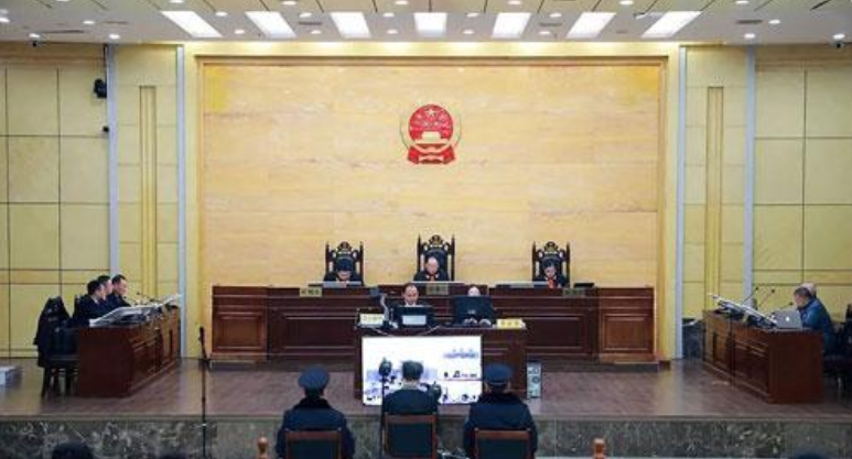 江西"贪官"姚蔚,当年的升迁速度比段颖还猛,30岁就出任副厅