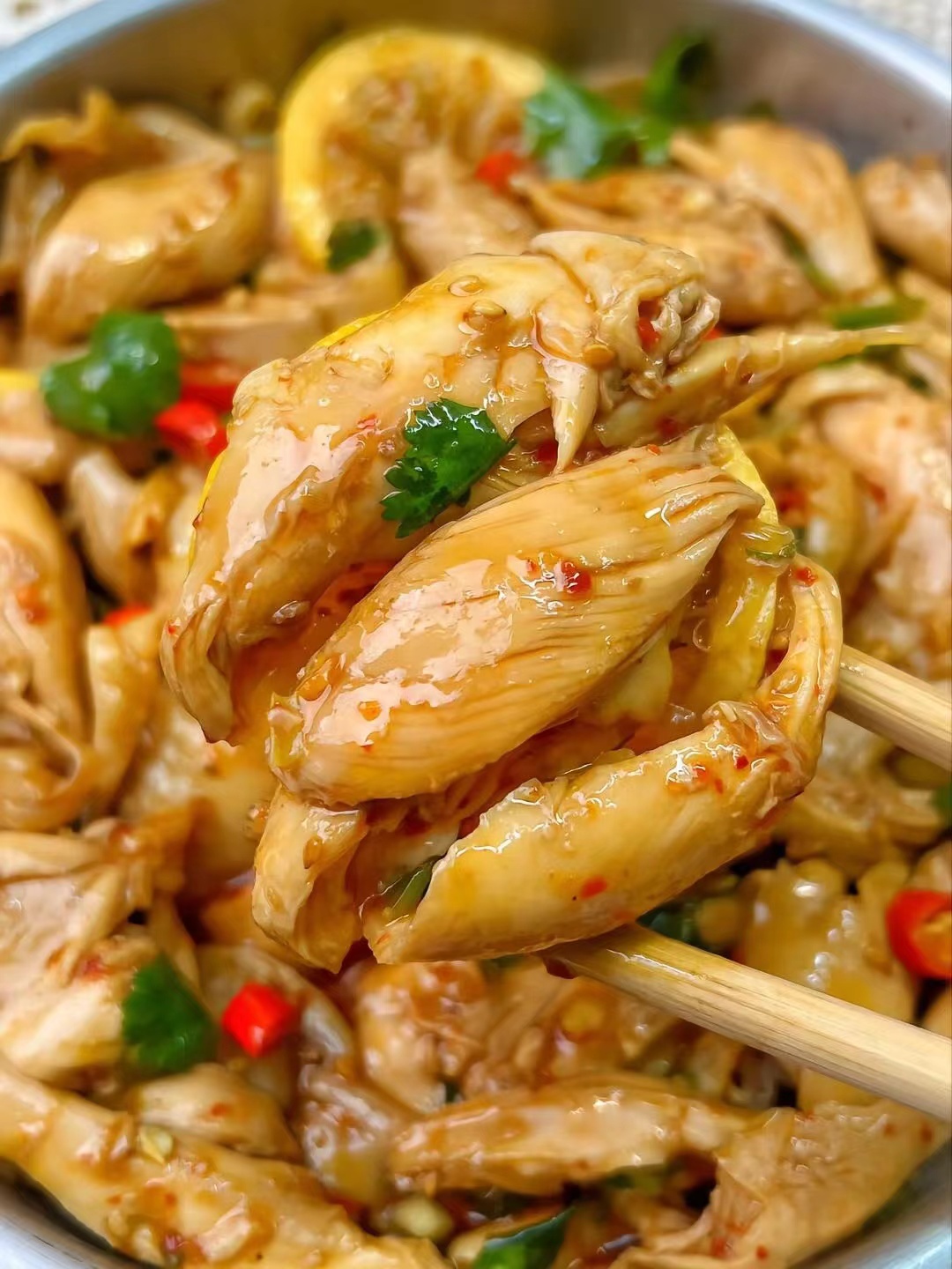 家常手撕鸡的制作方法,味道胜过路边摊!