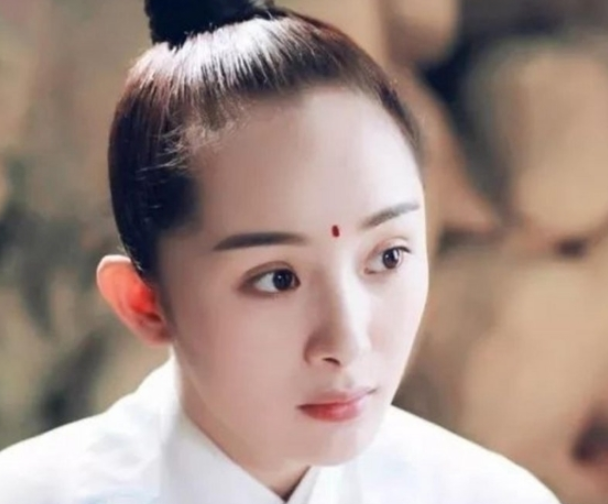 "男阔金,女阔银,阔头姑娘难得寻",你是宽额头吗?