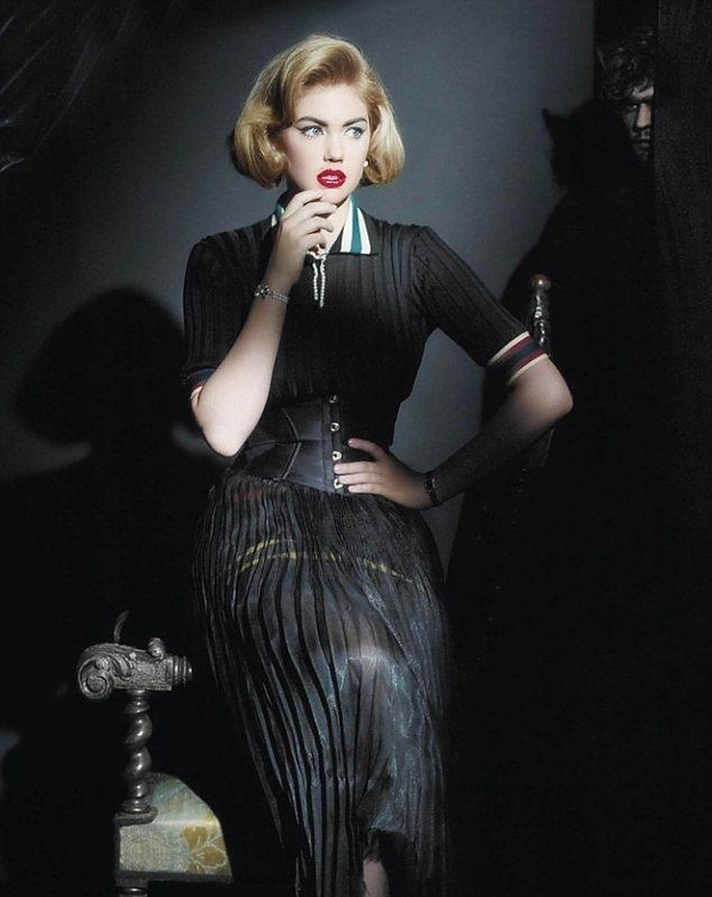 凯特·阿普顿左上唇的一颗黑痣,梦露脸颊也有一颗痣.