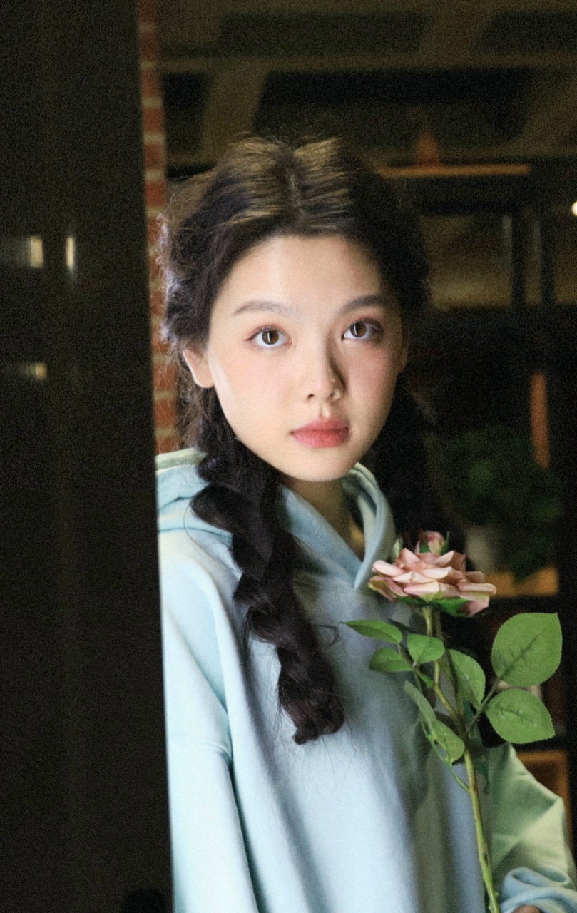 双马尾清新美少女～吴甜甜