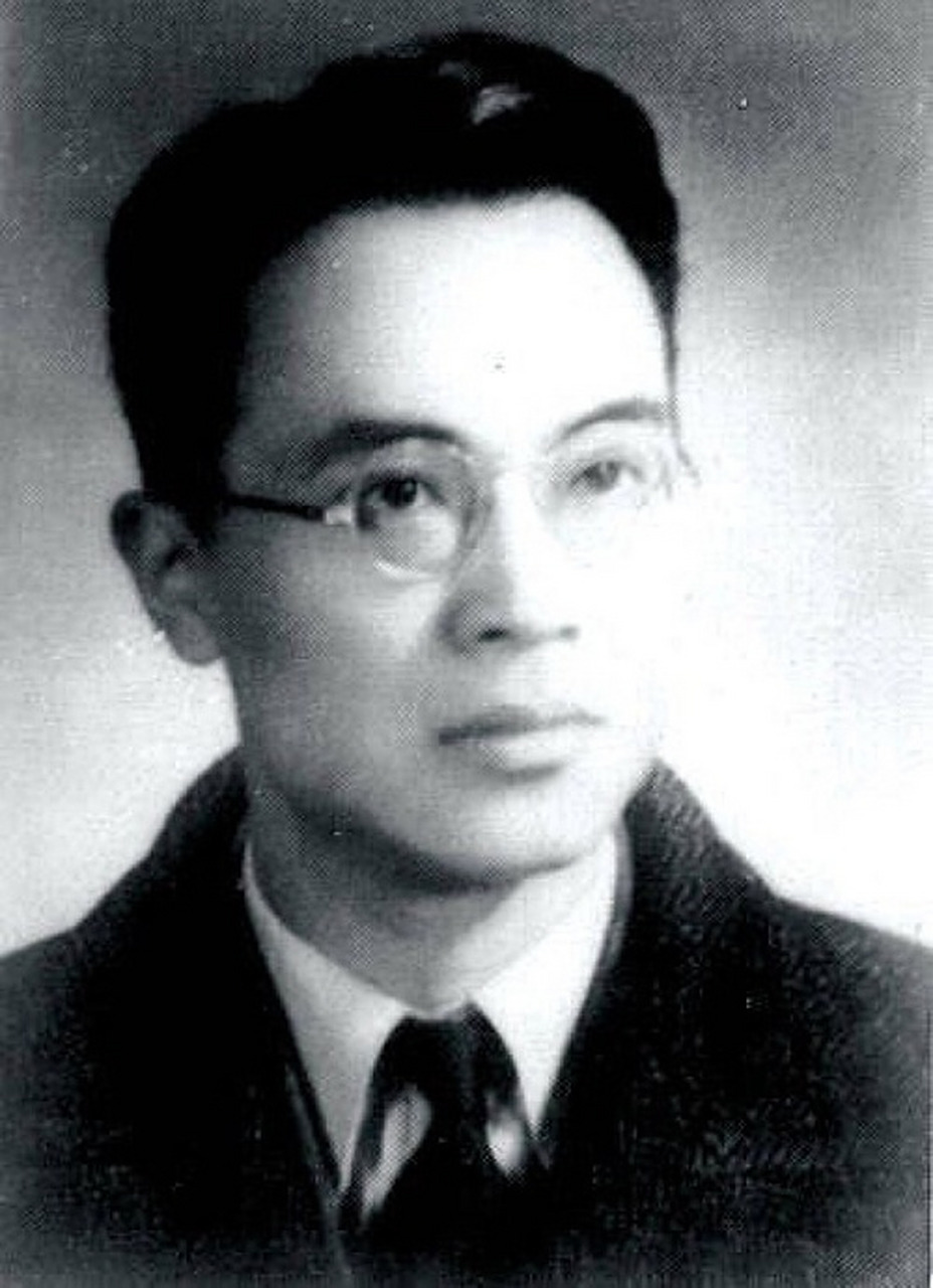 钱钟书年轻时候的照片,英俊潇洒,气宇轩昂.