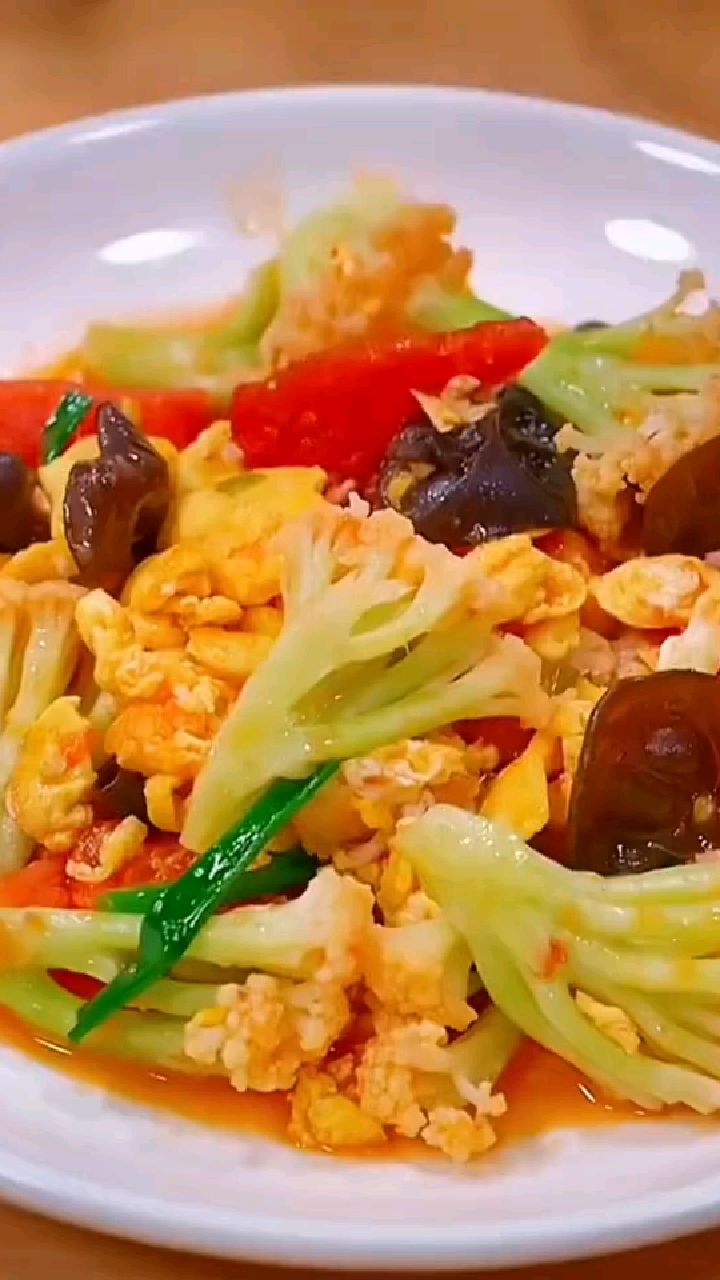 月子餐花菜番茄炒蛋