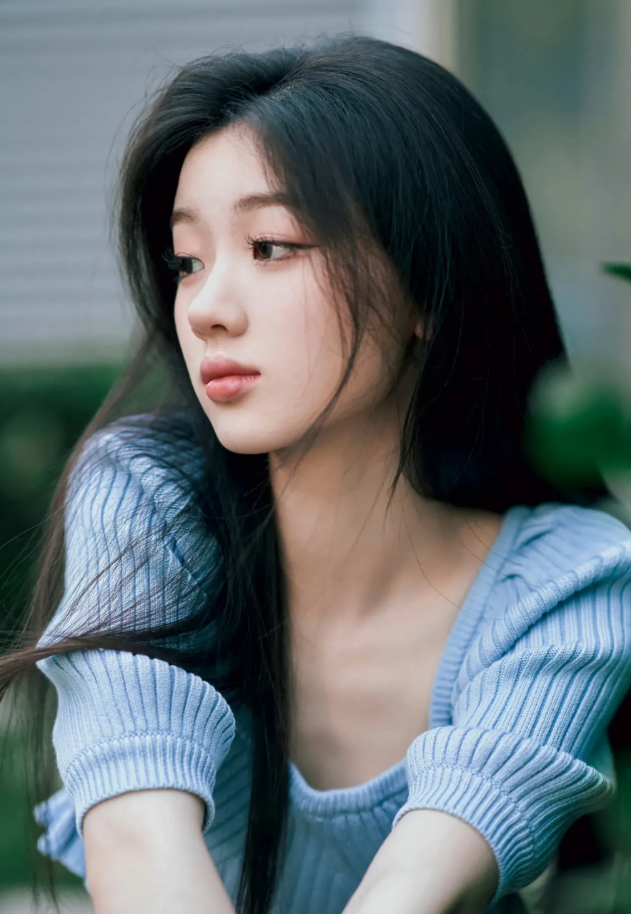 《好声音》办了那么季,单依纯好像唯一一个没有签约灿星还能获得的
