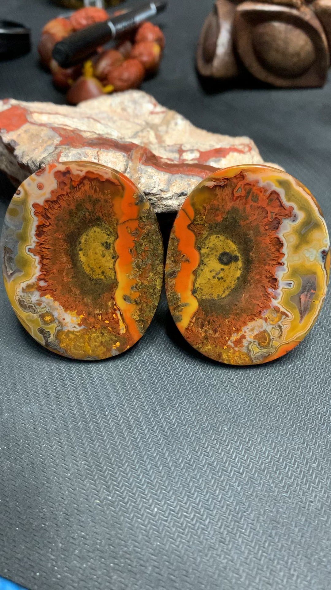 战国红玛瑙象形酋长