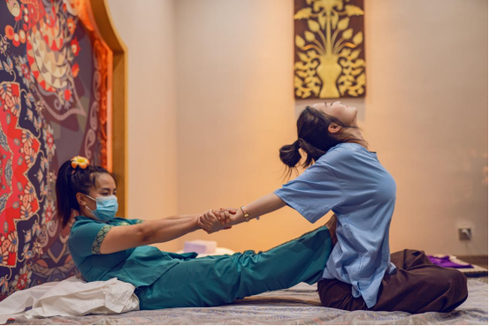 和兰泰式spa:被动瑜伽按摩让身体所有部位都能够得到放松