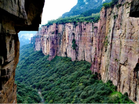 河南辉县万仙山景区图片