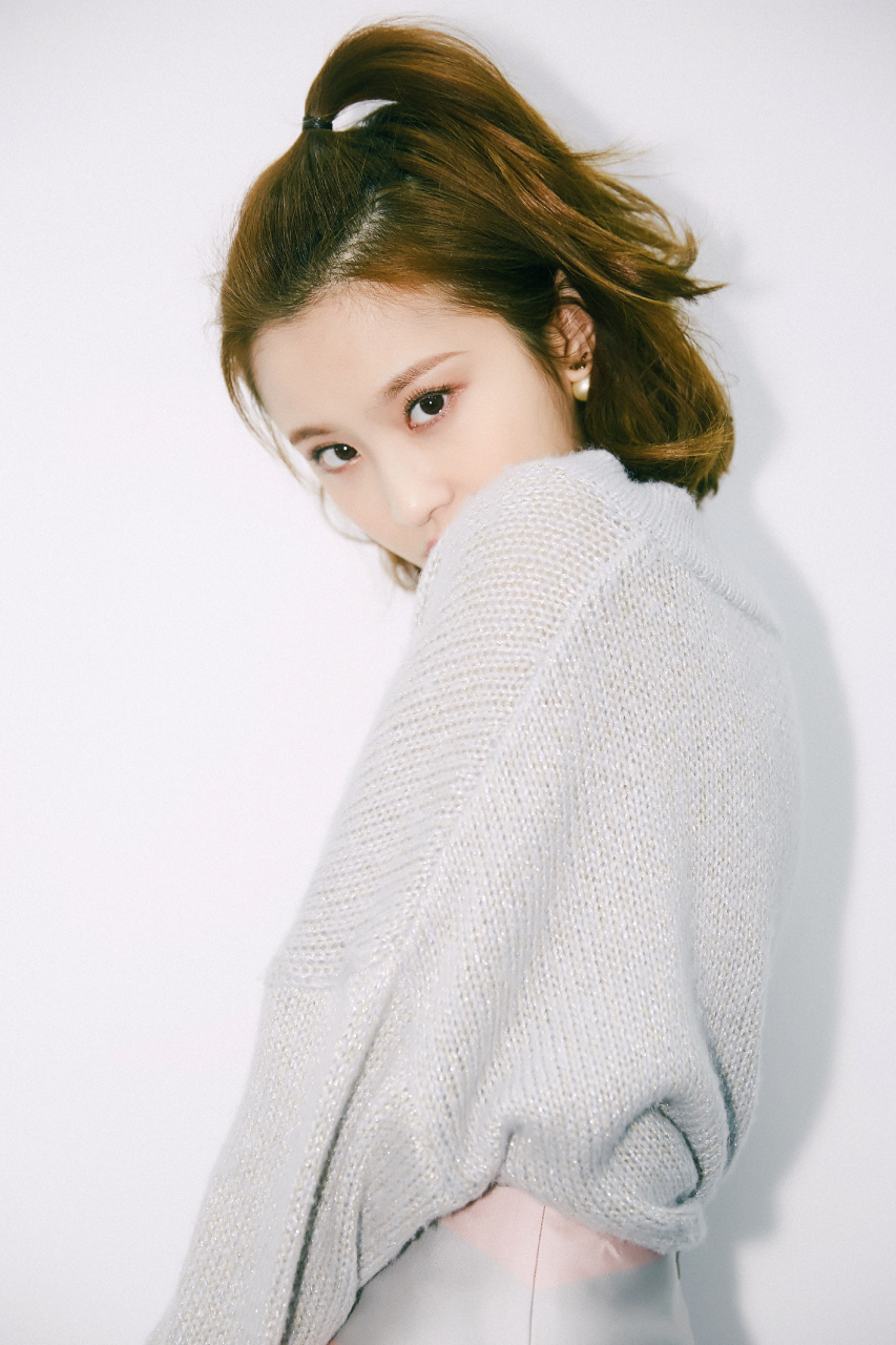 张慧雯可爱系唯美写真!#气质美女# #美少女# #今日星座运势