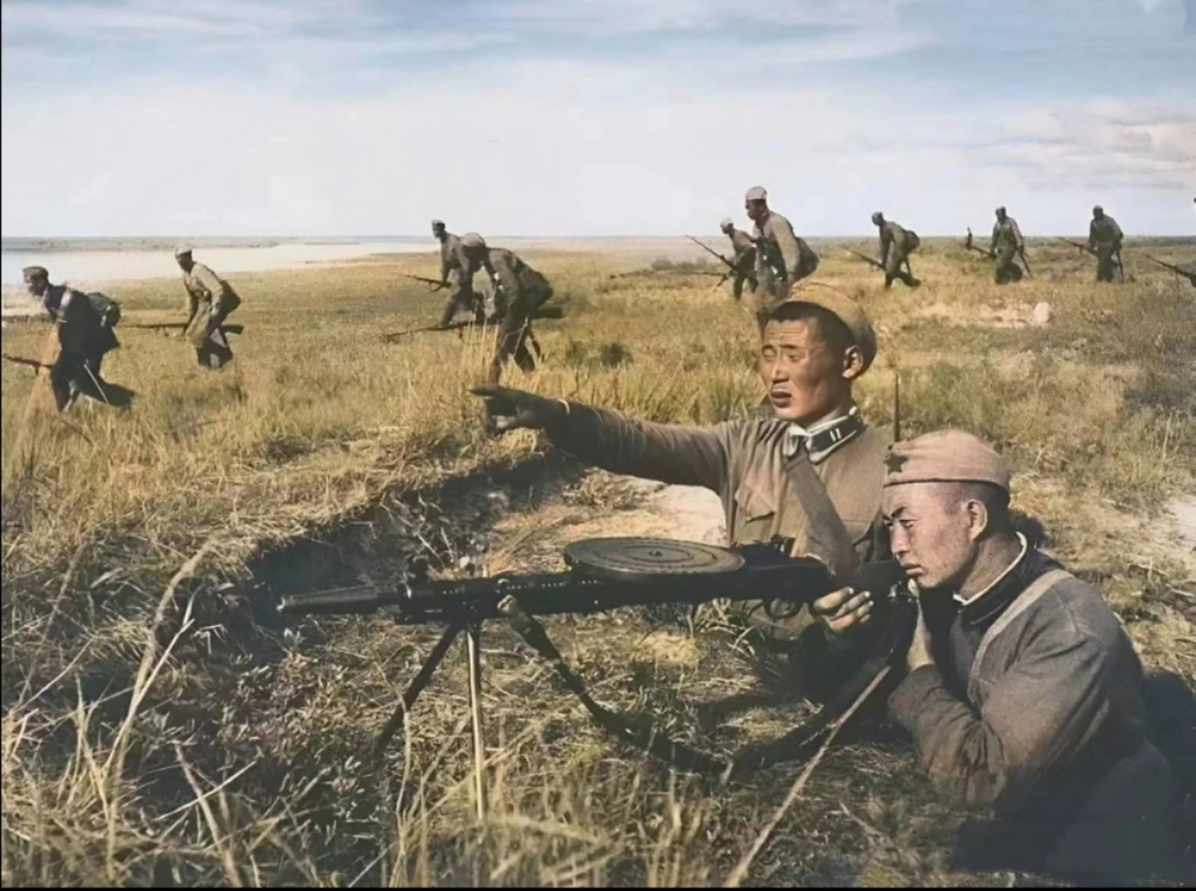 1939年,诺门坎战役打响,日军和苏军激战正酣,蒙古人民军支援苏军打