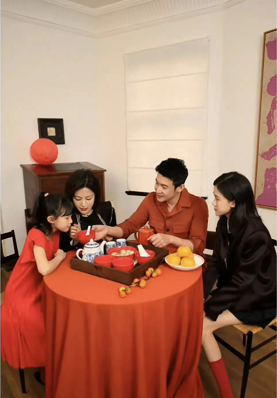 贝儿这腿也太长了 p都不敢这么p