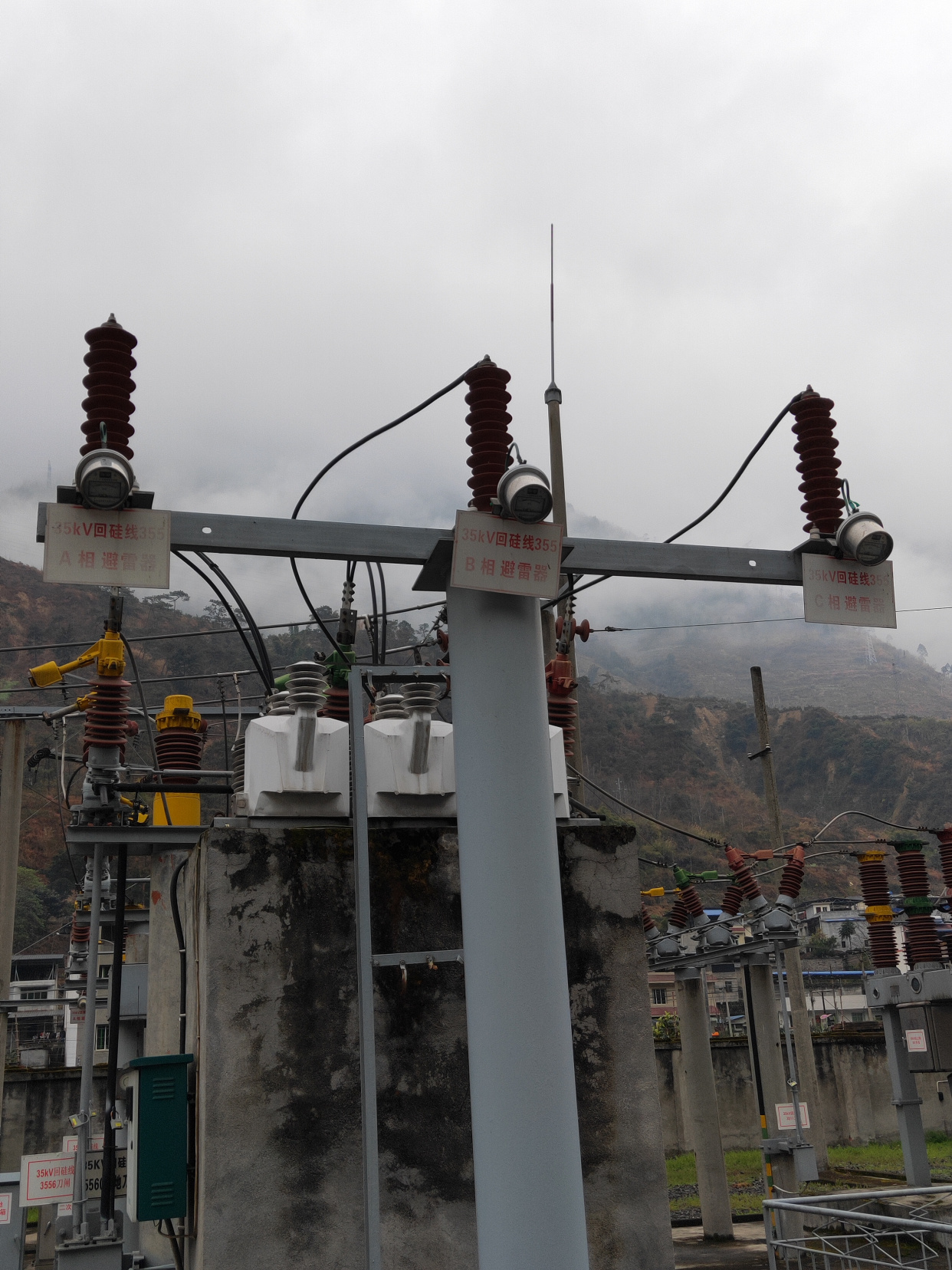 abc三相yh5wz-51/134变电站复合氧化锌避雷器